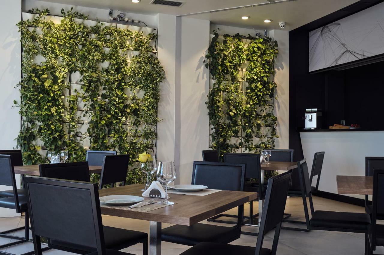 Boca Boutique Hotel ティミショアラ エクステリア 写真