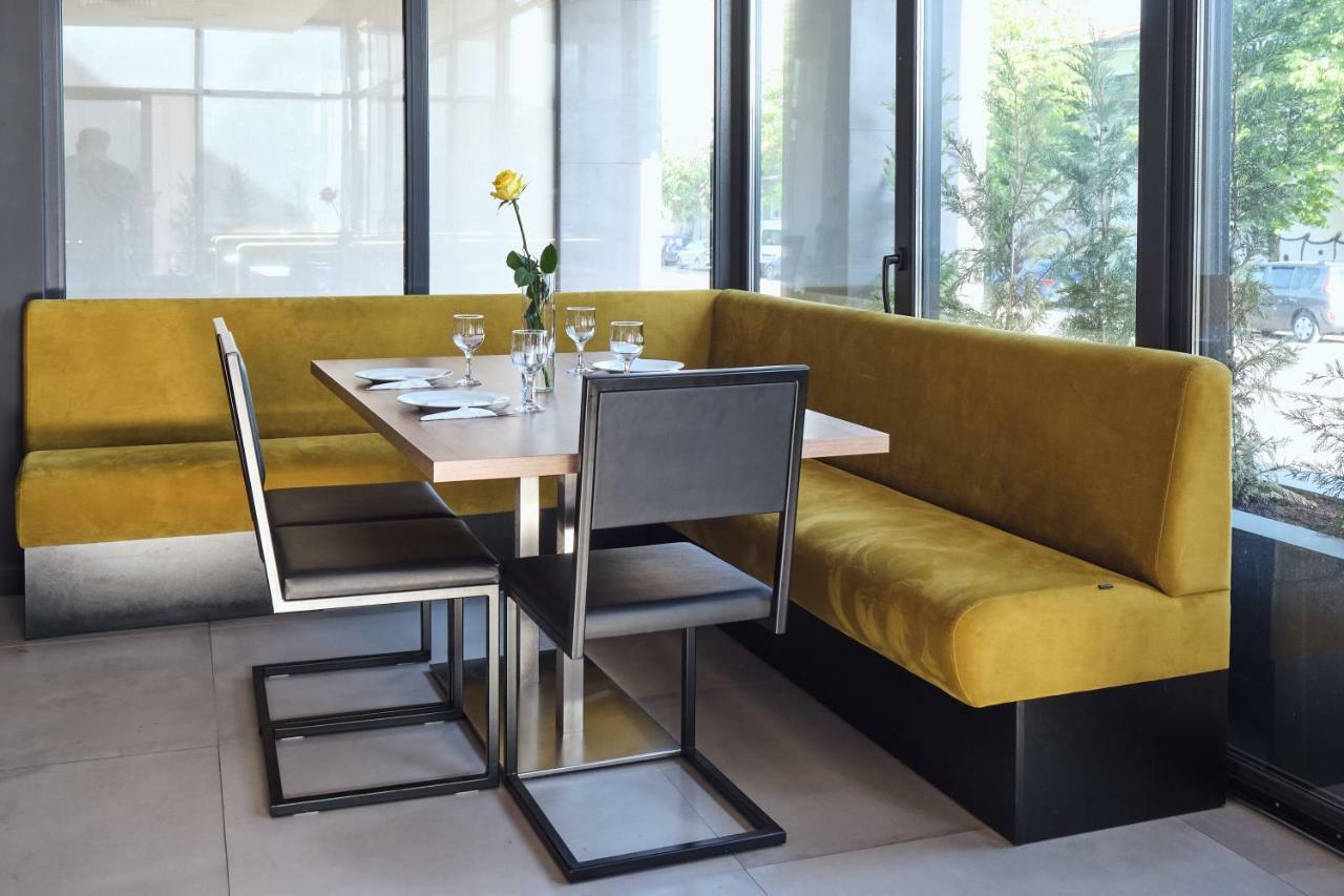 Boca Boutique Hotel ティミショアラ エクステリア 写真